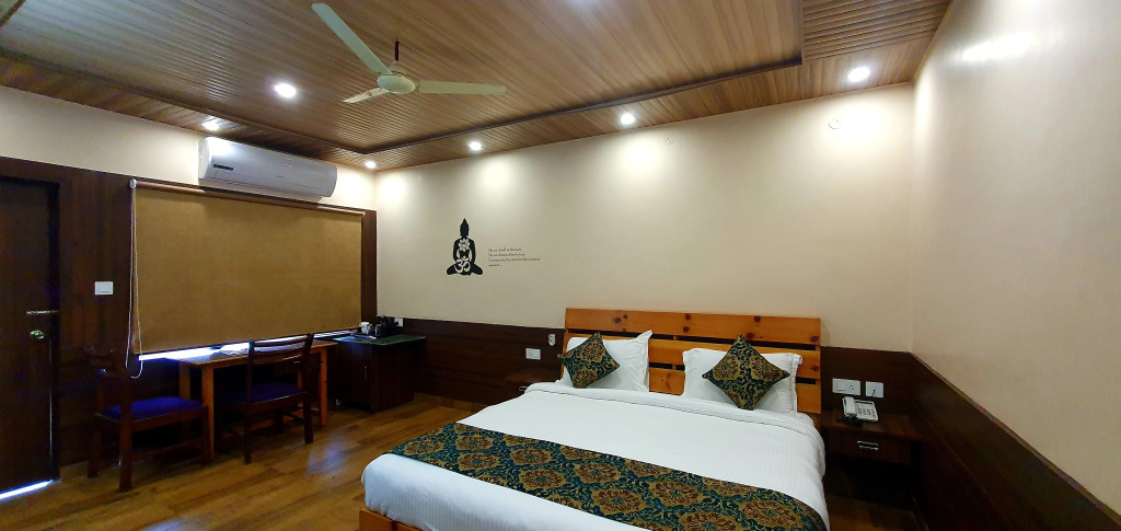 Hotel Buddha House Himalayan Brothers