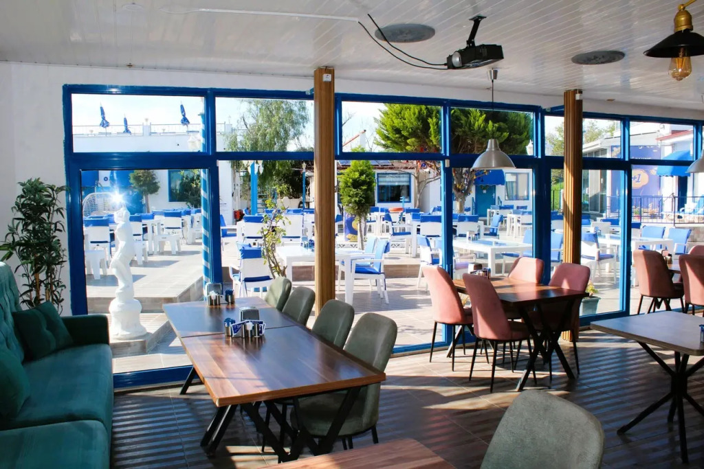 Апартаменты Mavi Restaurant & Apartments 2