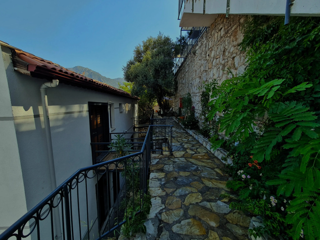 Flat Serena Suites