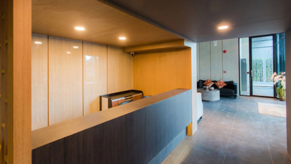 Отель ZEN Premium Surin Beach