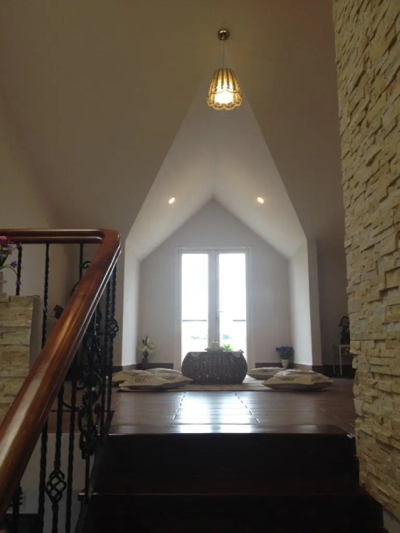 Jolie House