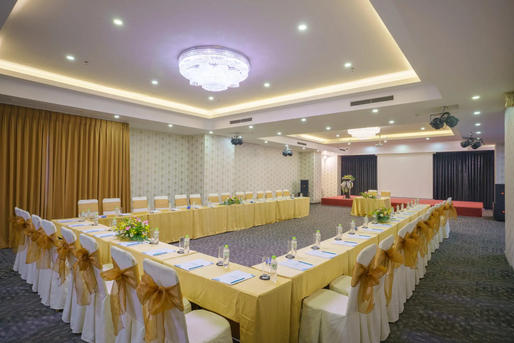 Seaesta Nha Trang Hotel