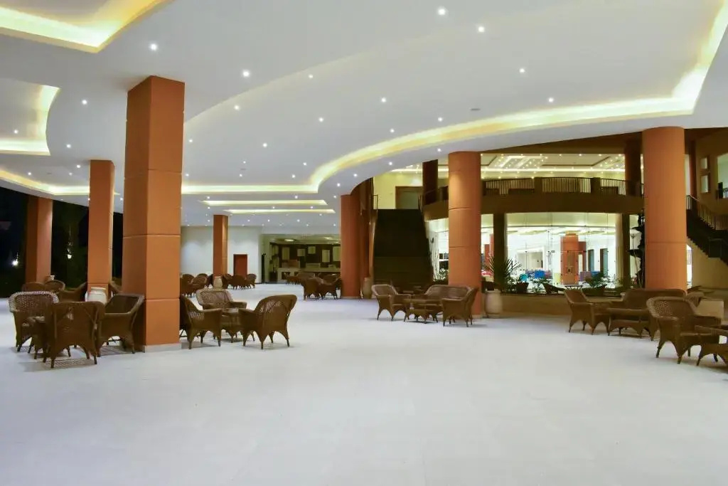 Курортный отель Parrotel Lagoon Waterpark