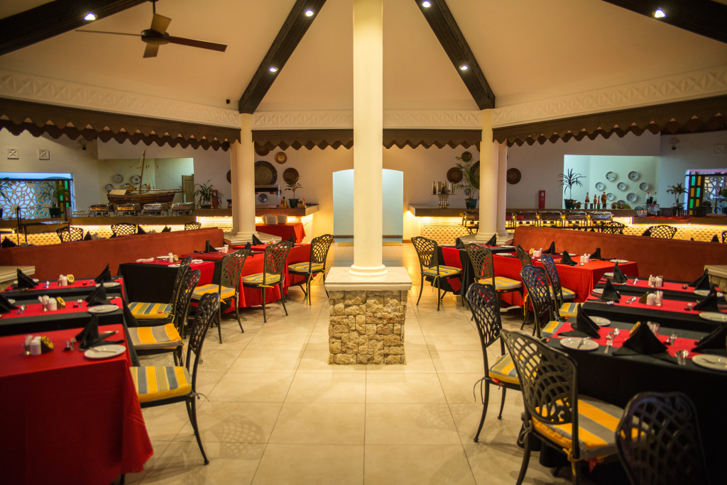 Отель PrideInn Paradise Beach Resort & Spa