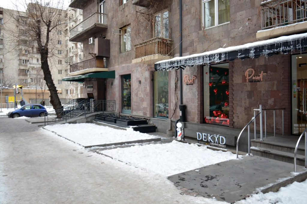 Квартира Трехкомнатная в Центре Города