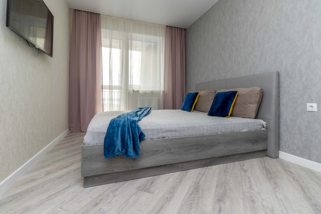 Апартаменты с балконом в Apart Hotel24