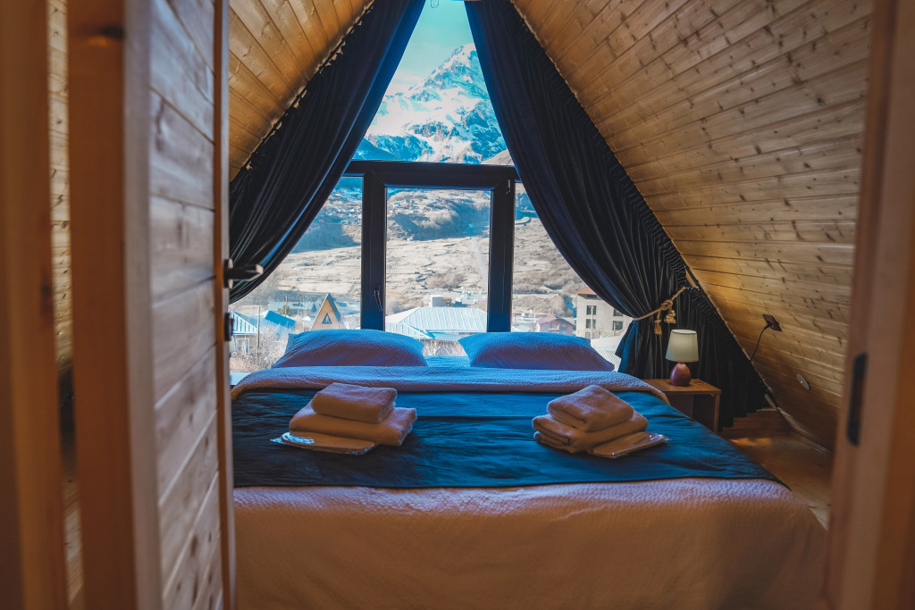 Гостевой Дом RestArt Cottages in Kazbegi
