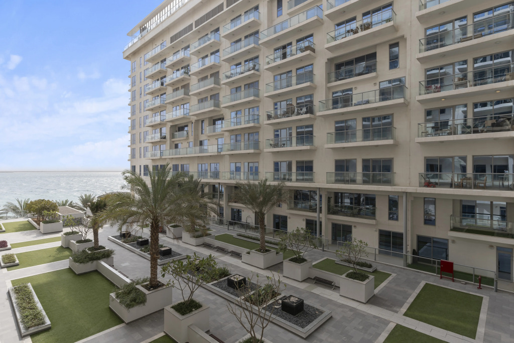 Апартаменты 1BR Beach Access Pool Gym Pacific Al Marjan