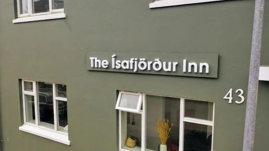 Отель The Ísafjörður Inn