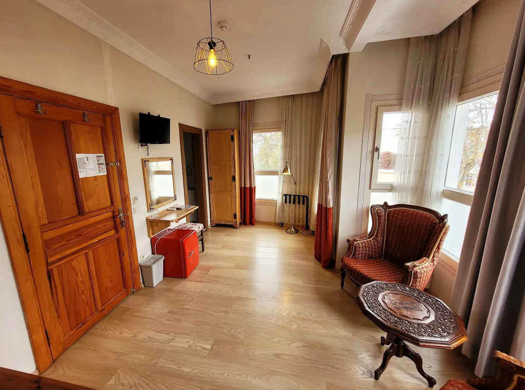Апарт-отель Masif House