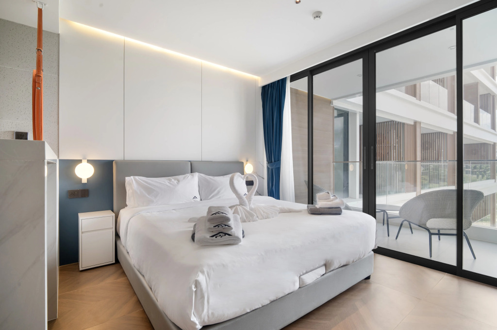 Апартаменты Resort Stylish Pool View Studio E-330