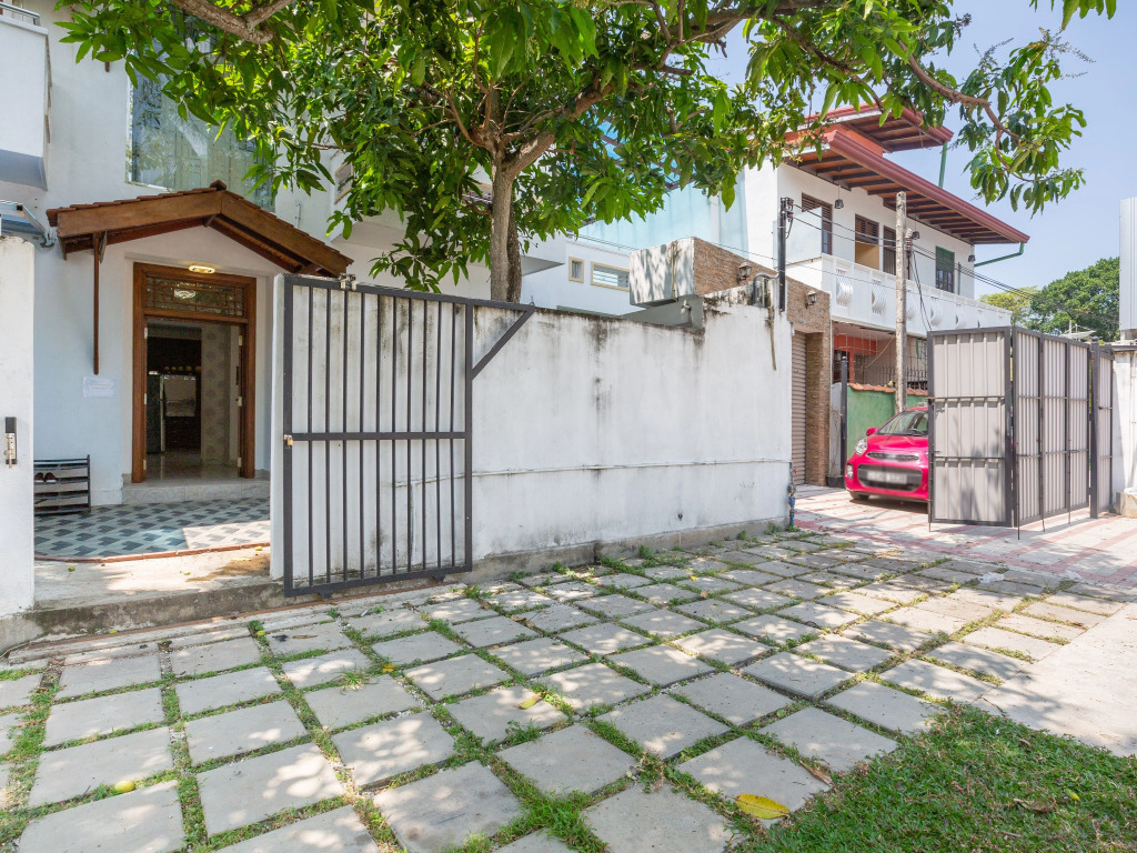 Отель Yoho Villa Safari Colombo