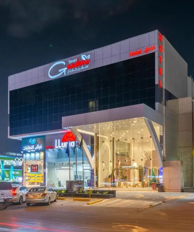 Отель Seven Gardens Hotel