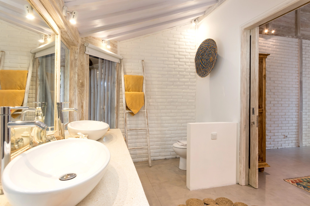 Villa Little Mannao by Villa Finder