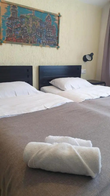 Lea Guest House