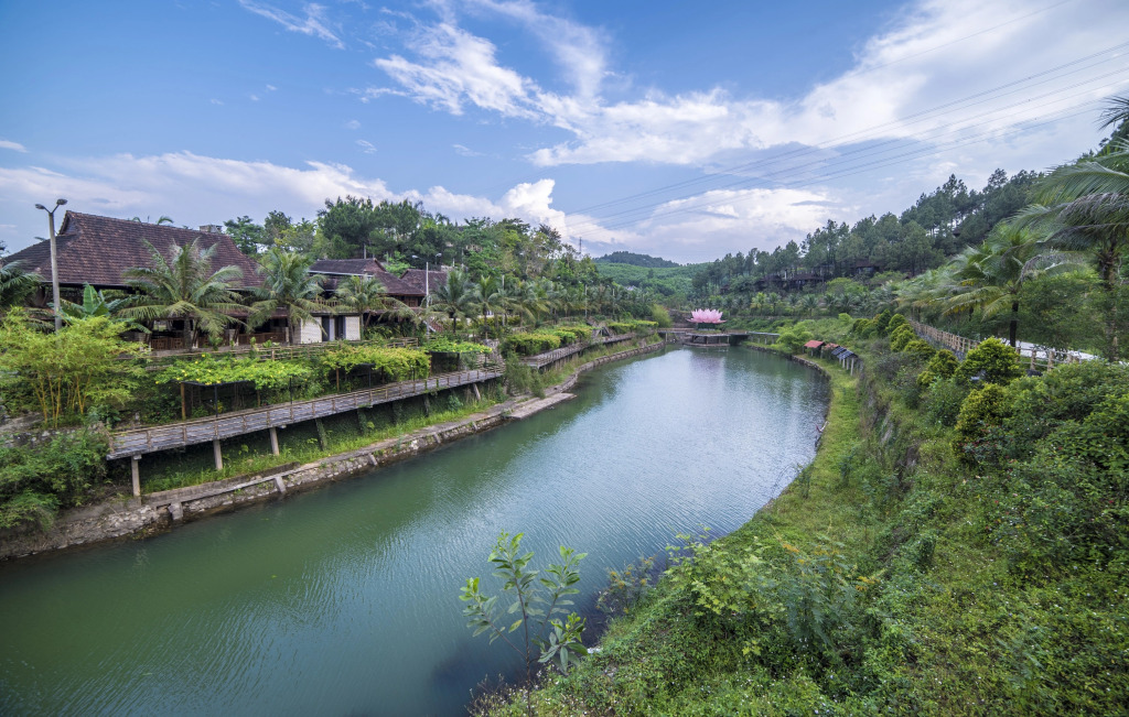Sankofa Village Hill Resort & Spa