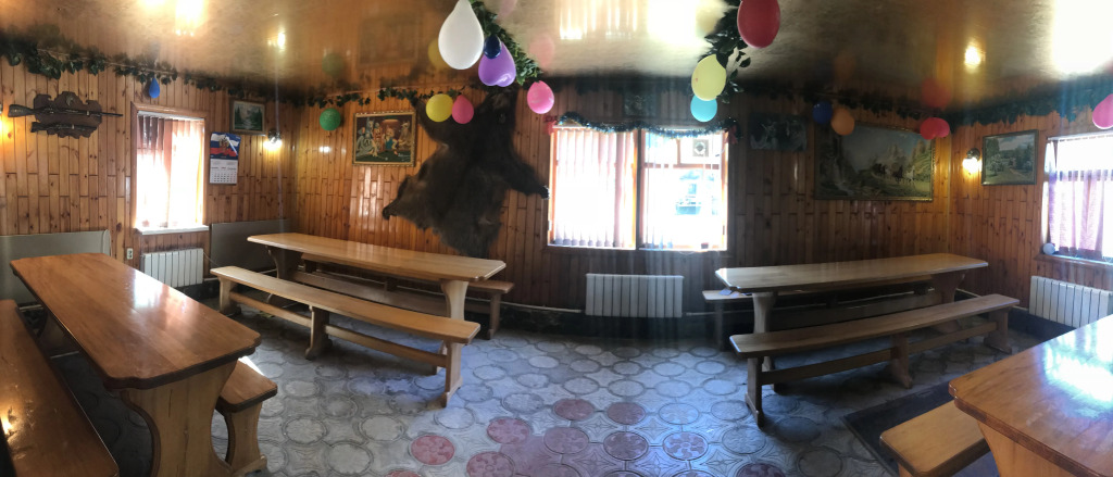 Hadzhohskyi Uyut