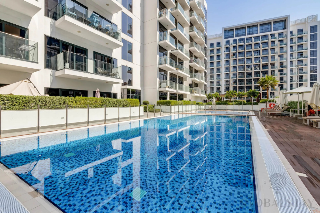 Апарт-отель Globalstay Azizi Riviera 42
