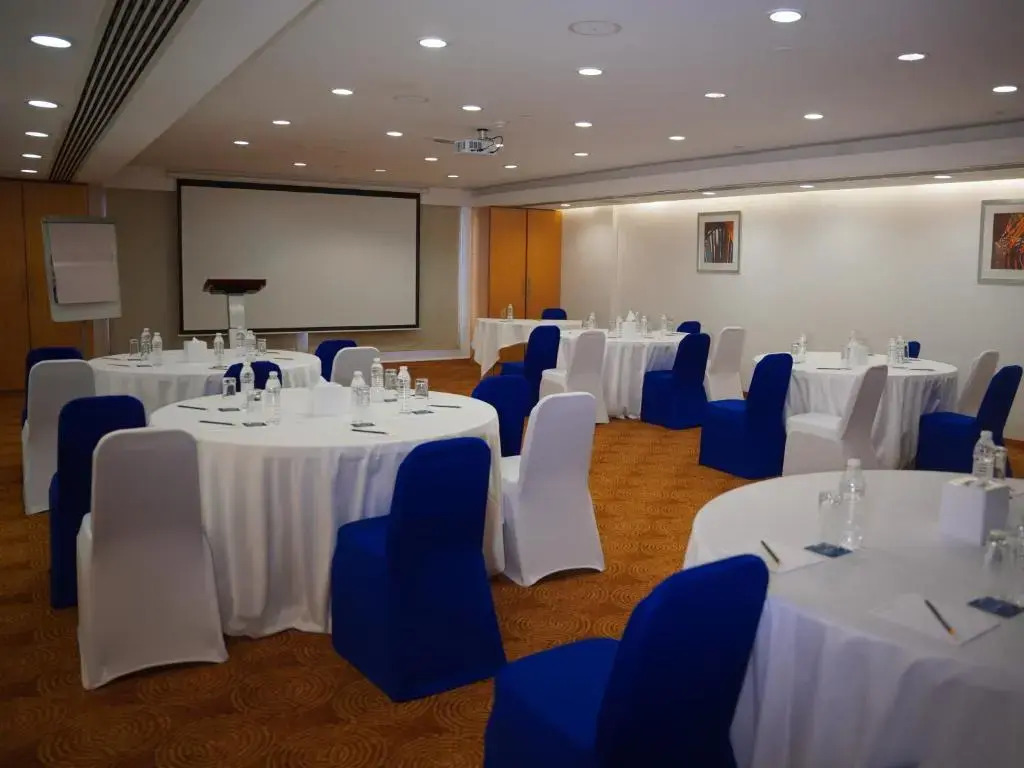Park Inn by Radisson Muscat