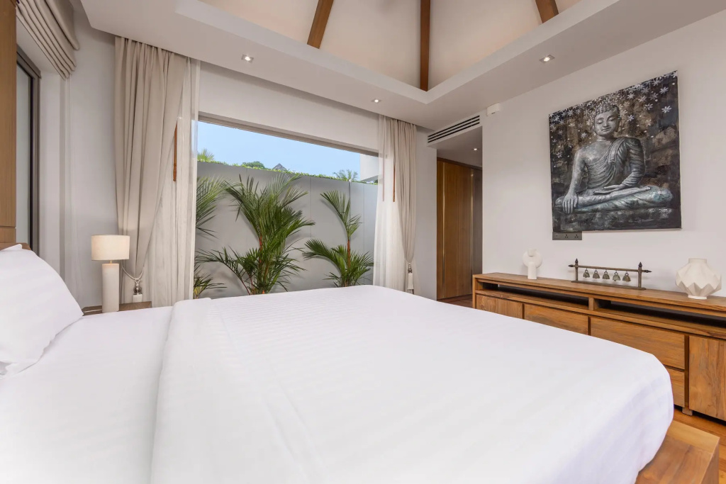 Modern 3BR Villa Kaimana with Private Pool