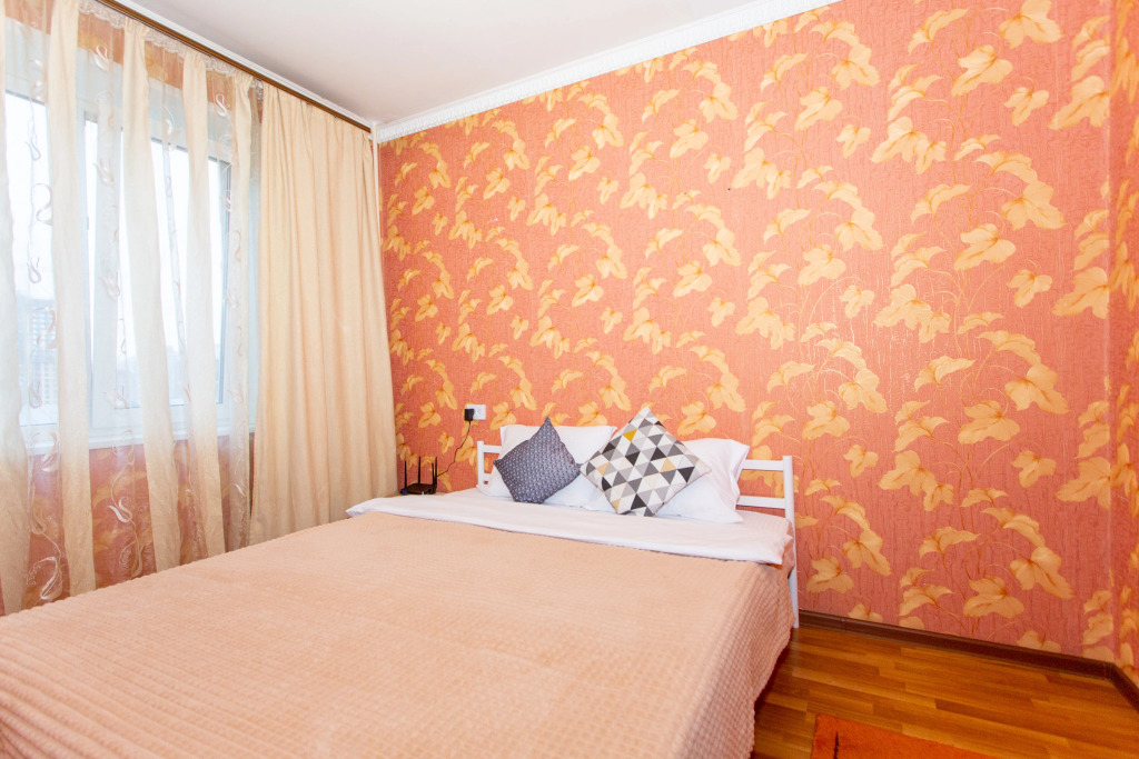 Квартира Комфортная четырехкомнатная квартира в центре Новосибирска
