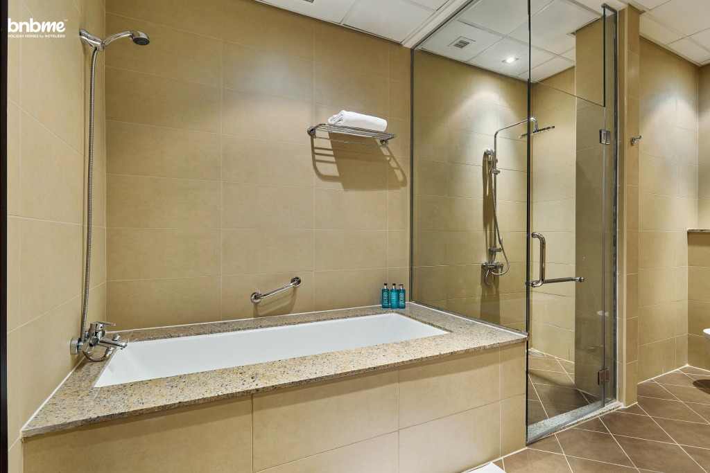 Апартаменты Bnbmehomes, Peaceful and Cozy 1BR with Private Terrace G17