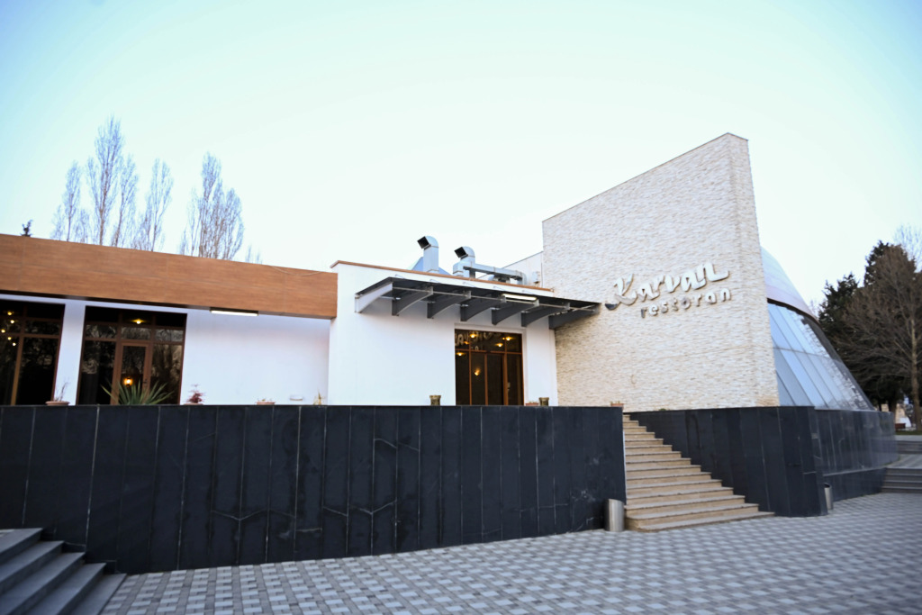 Отель Arena Sheki