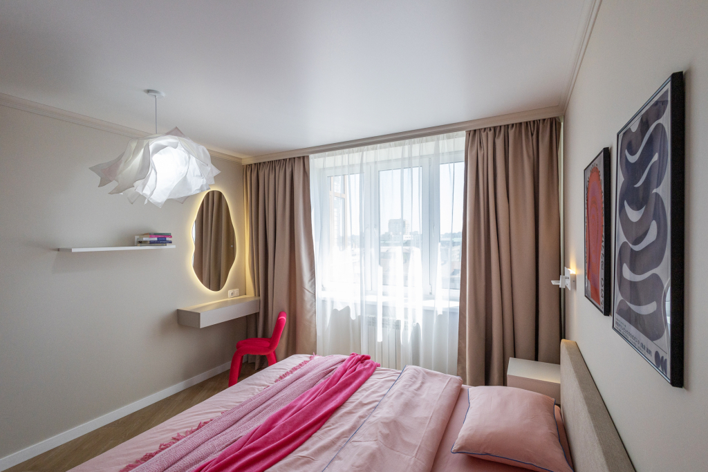 Апартаменты Новые 3х-комнатные апартаменты в центре Омска, 85 м², до 6 гостей