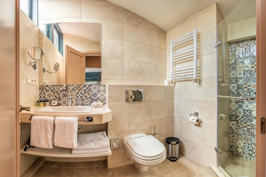 Golden Tulip Borjomi