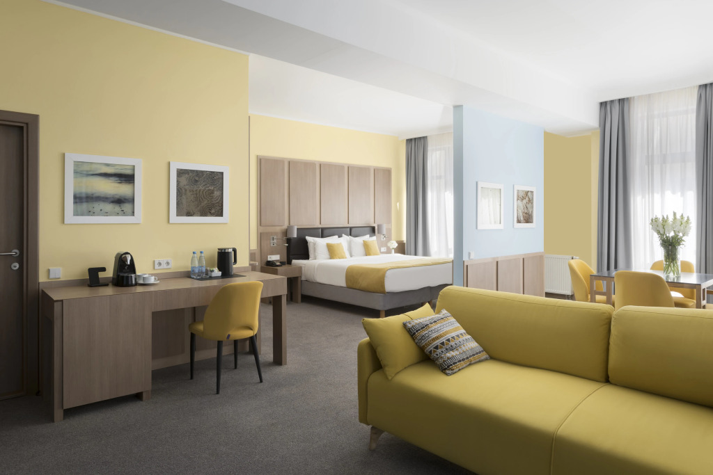 Отель Golden Tulip