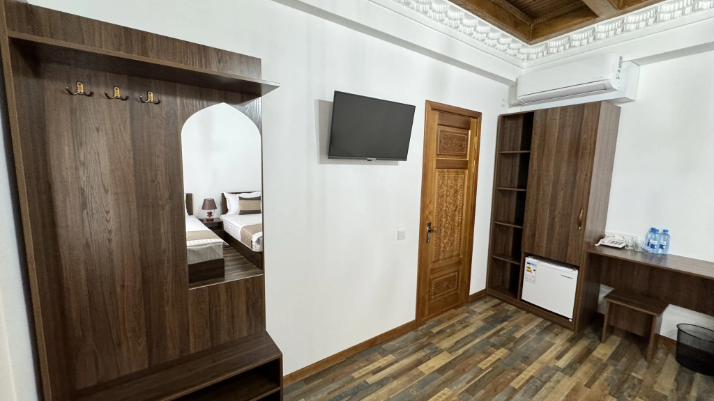 Mahbubakhon Guest house in old city