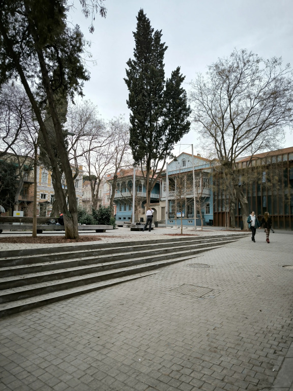 Частный Дом Tbilisi Central Apartment