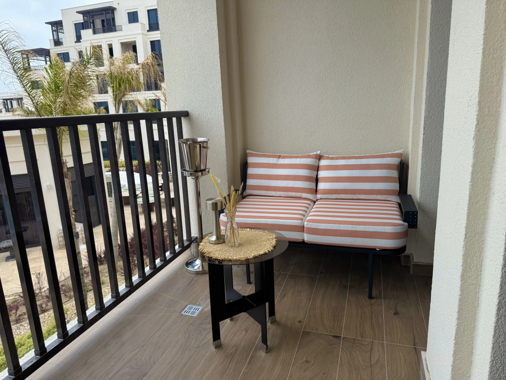 Sea Breeze Apartment