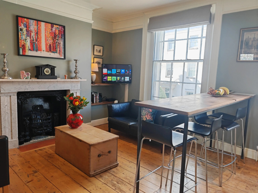 Апартаменты Historic Winchester Apartment