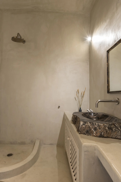 Parathira cave houses by Cycladica
