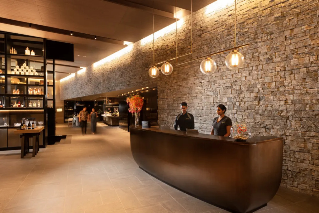 Курортный отель  Hilton Yala