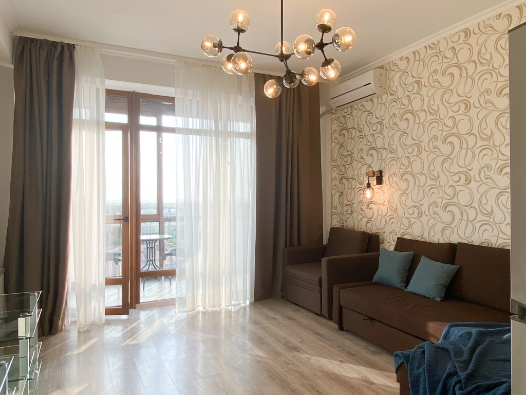 U Morya S Basseynom Flat 2