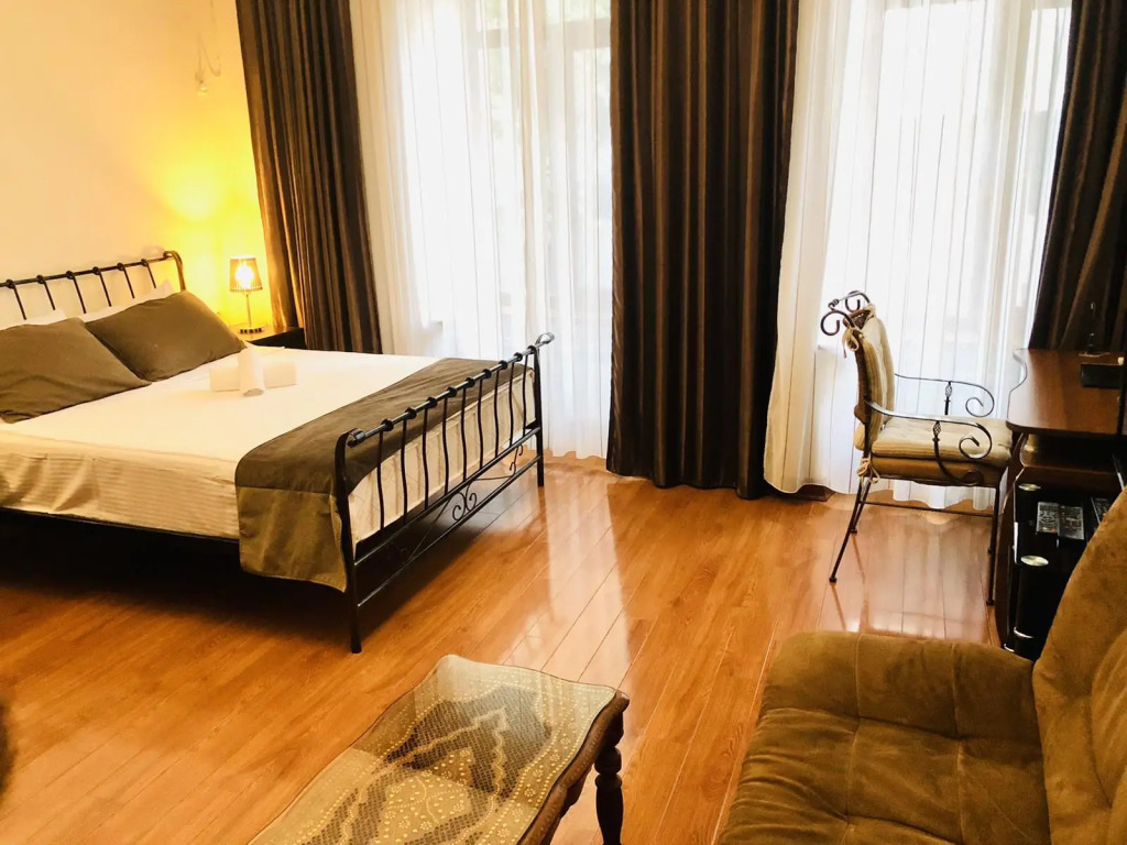 Hotel British House