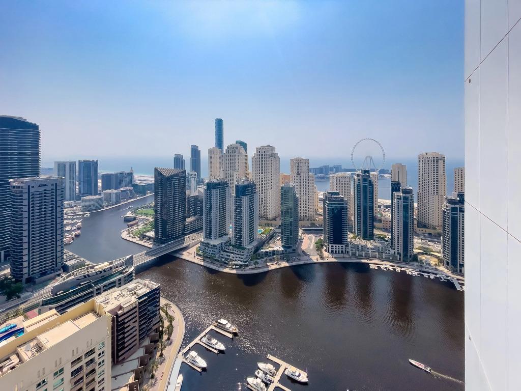 Апартаменты Stylish 2BR with Marina Views
