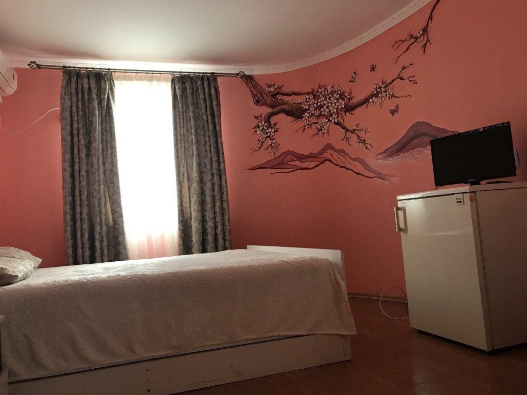 Kristall Guest House