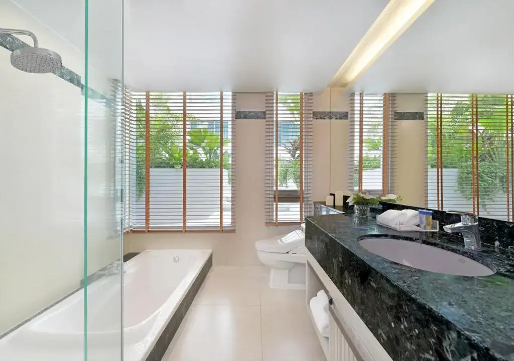 Centre Point Sukhumvit 10