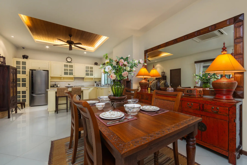 Вилла LETI 3BR, 22 meters Pool, Naiharn Beach