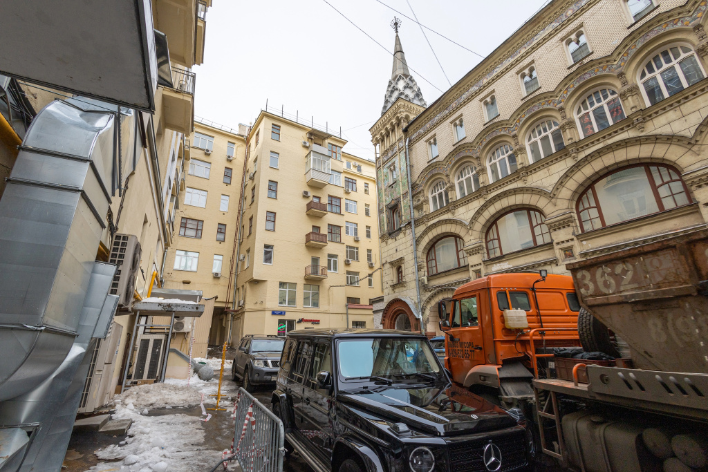 V Samom Tsentre Moskvy Flat