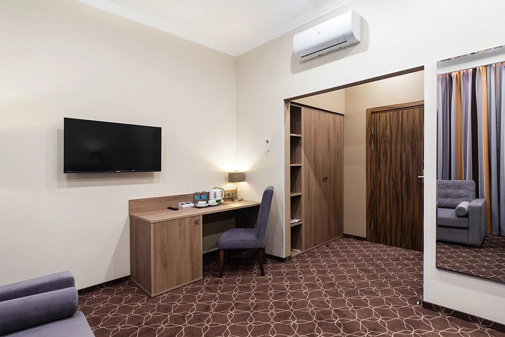 Slavyanka Hotel