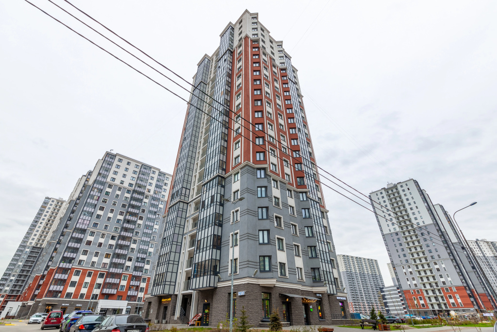 Просторная квартира у Октябрьской набережной