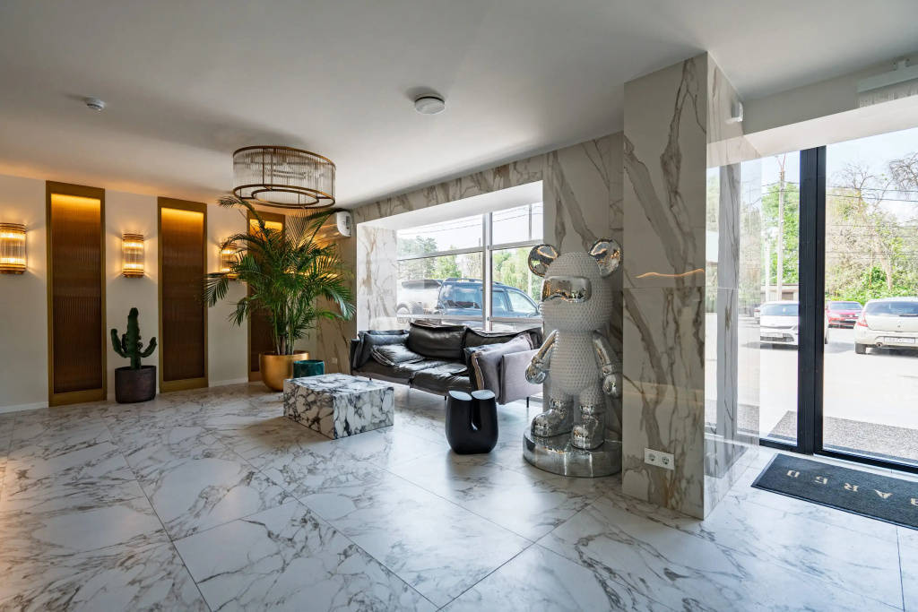 Отель BOUTIQUE HOTEL EMBARGO