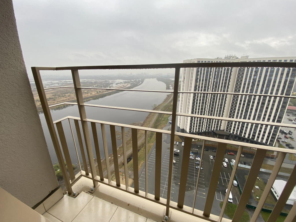 Квартира Rest Studio Above The Tour