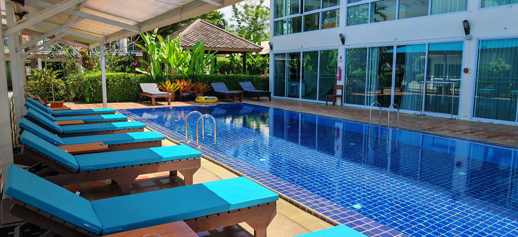 Курортный Отель Lipa Bay Residence