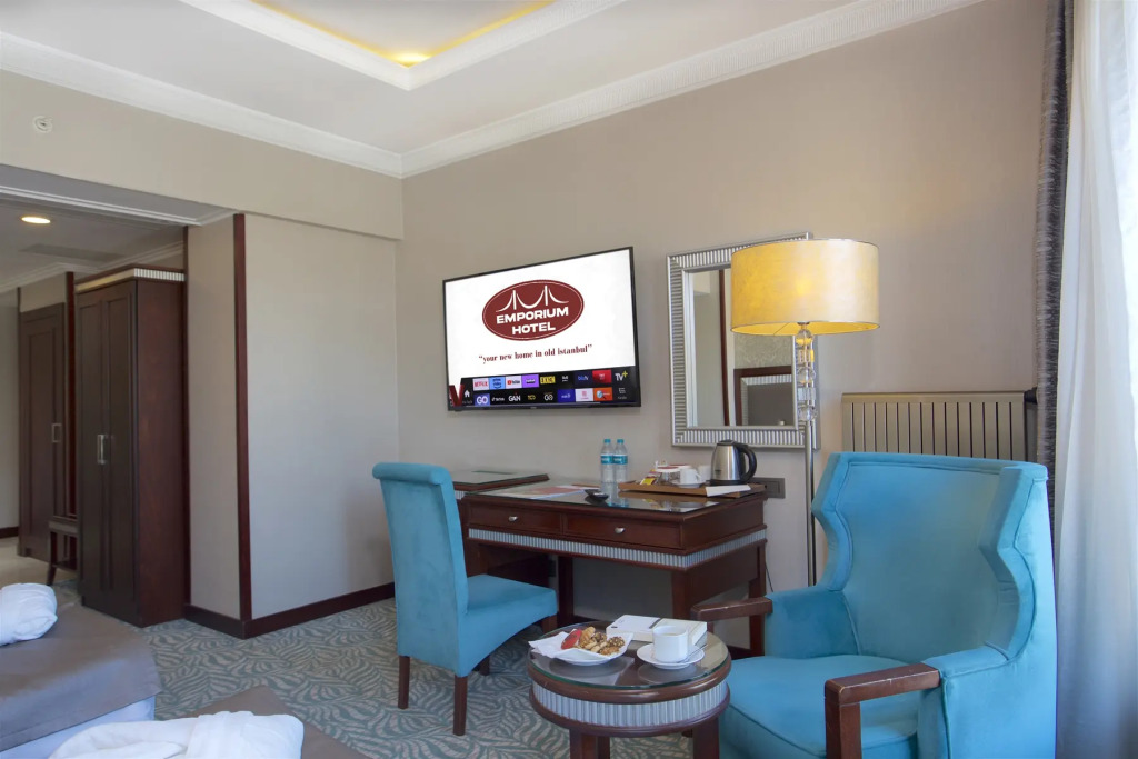 Emporium Hotel