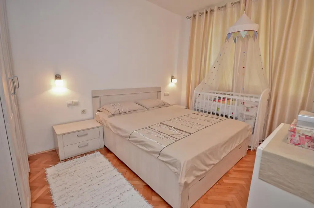 Alex Apartments